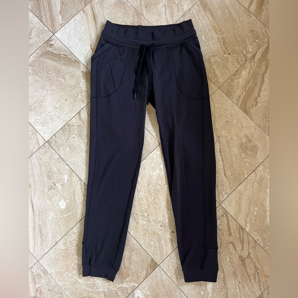 Lululemon base runner pant